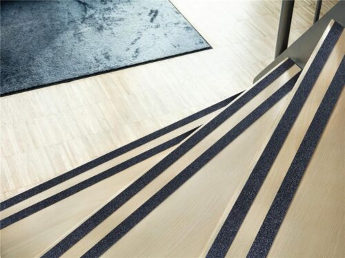 Durable Protizdrsni trak DURALINE GRIP črn, 25 mm x 15 m