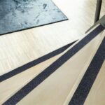 Durable Protizdrsni trak DURALINE GRIP črn, 50 mm x 15 m