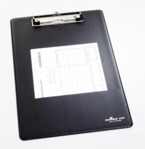 Durable Podloga z vpenjalno sponko (2350) črna